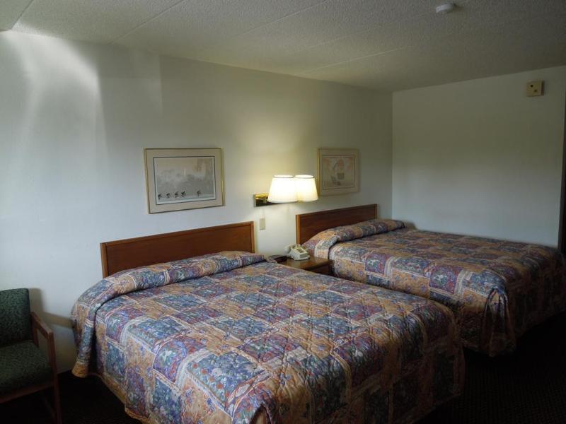 Super 8 By Wyndham Fort Mitchell Cincinnati Area Bagian luar foto